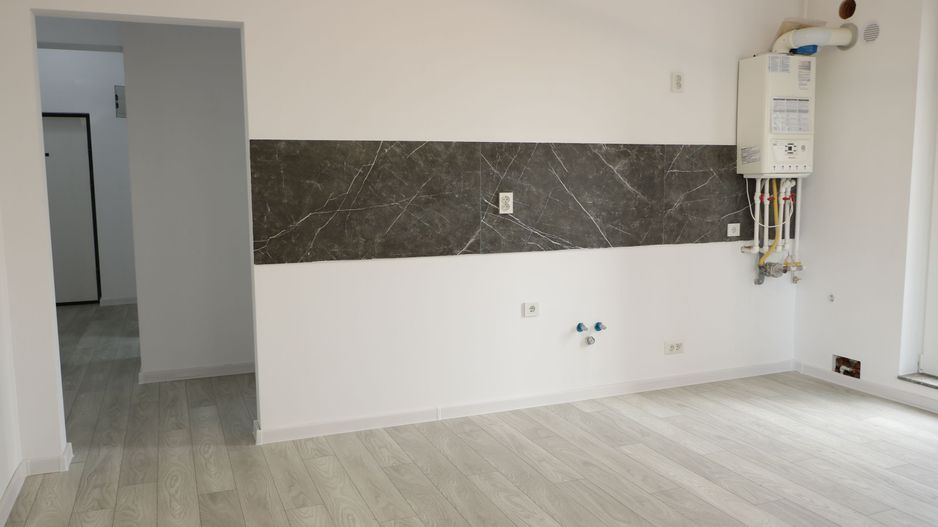 3 CAMERE LA PARTER CU CURTE PROPRIE DE 57MP,  2 BAI, POZITIE PE SUD, COMISION 0% - Poză 3