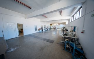 Clădire comercială cu potențial major de dezvoltare - Săveni, Botoșani - Poză 19