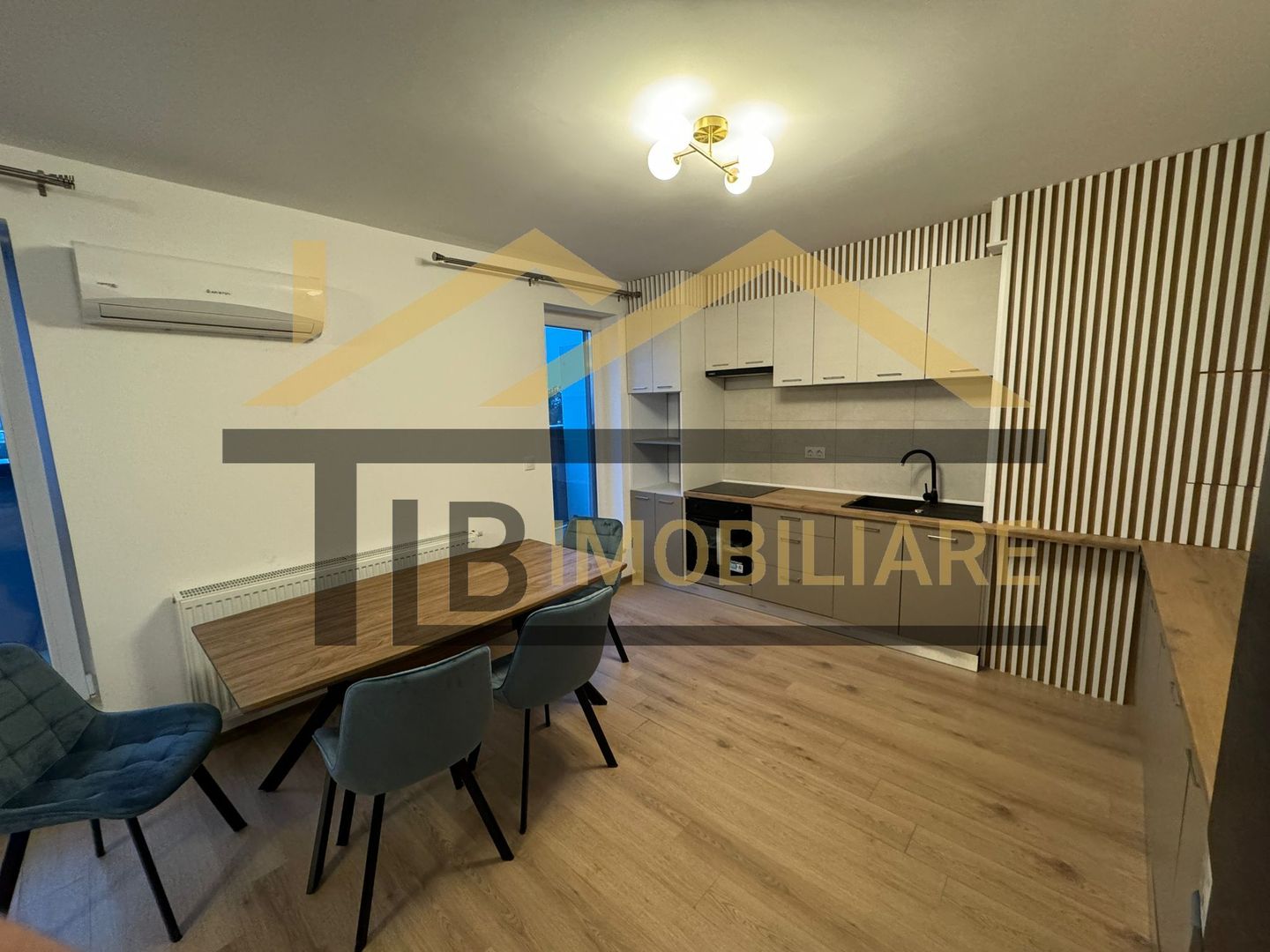 Apartament de 2 camere, 56mp, parcare, Zona Maurer - Poză 2
