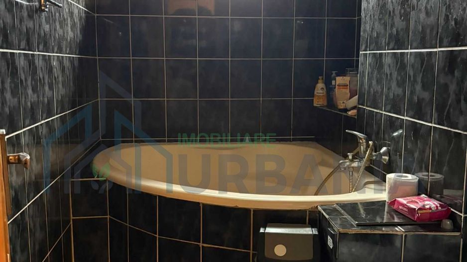 Apartament 3 camere, Podu Roș, Iași, 76 mp, etaj 1 - Poză 6