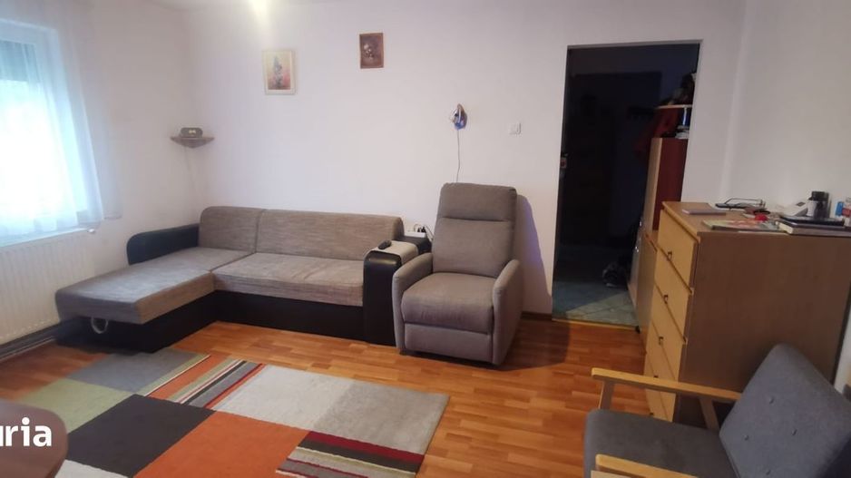 BRASADAS vinde ap 3 cam etaj 3/4 mobilat și utilat complet. - Poză 1