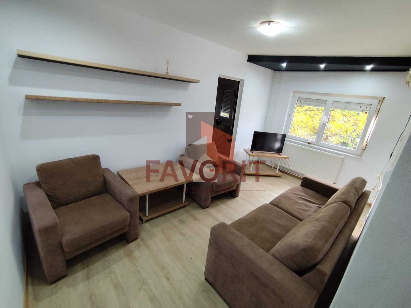 Apartament 2 camere | Etaj 1 | Zona Sagului - Poză 1