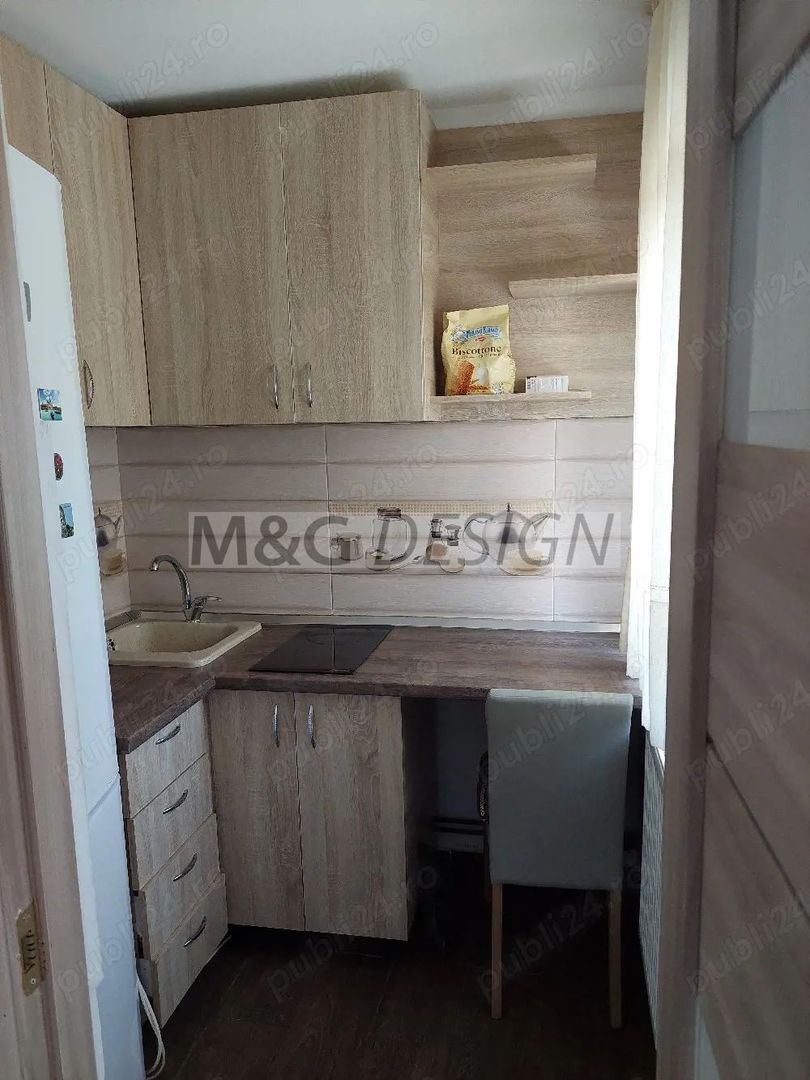 Garsoniera zona Buziasului etaj 1 - Poză 2