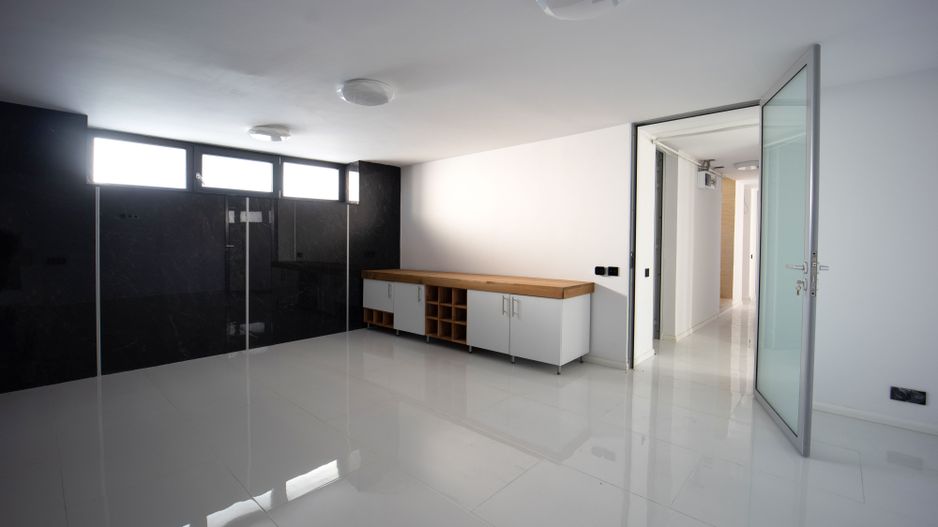 Proprietate Zona Centru Civic , ideala ca proiect de investitii - Poză 11