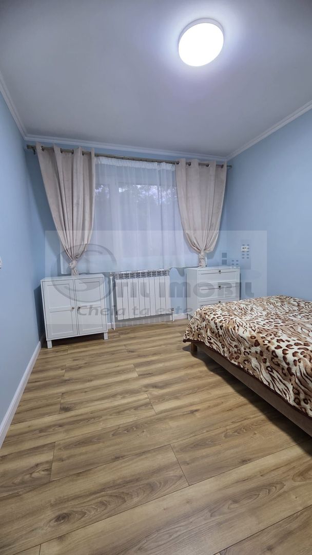 Apartament 3 camere decomandat  Podu Ros Cotnari 150.000 euro - Poză 1