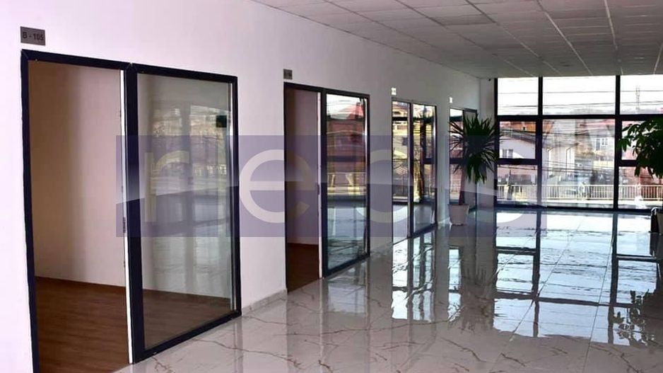 SPATIU COMERCIAL | 760 MP | P+1 | 24 INCAPERI | 380 MP PE ETAJ - Poză 2