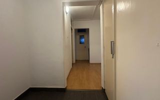 3 camere | zona excelenta | izolat interior | etaj intermediar | - Poză 8