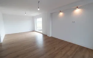 Casa Stil Mediteranian/Asfalt,Utilitati/Intabulata/Credit - Poză 19
