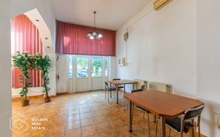 Cladire cu 24 camere, langa Castelul Regal Savarsin - Poză 25