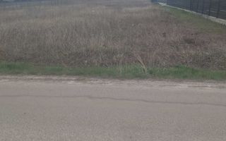 Teren intravilan de 2000 mp cu utilități în Vorovești, strada Pieptănari - Poză 1