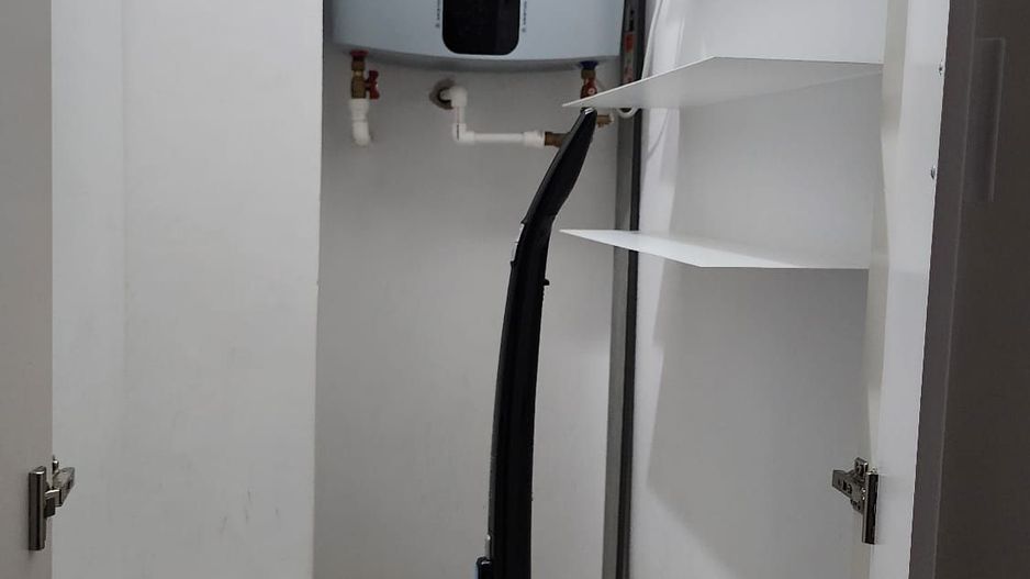 APARTAMENT MOBILAT SI UTILAT METROU ZONA 1 MAI - Poză 8