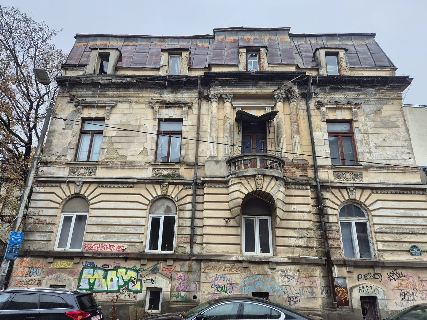 Vila interbelică de vânzare, ultracentrală – oportunitate de renovare - Poză 5
