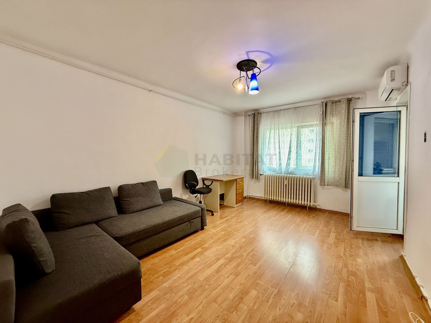 Decomandata, bloc 1982, aproape de metrou - Poză 5