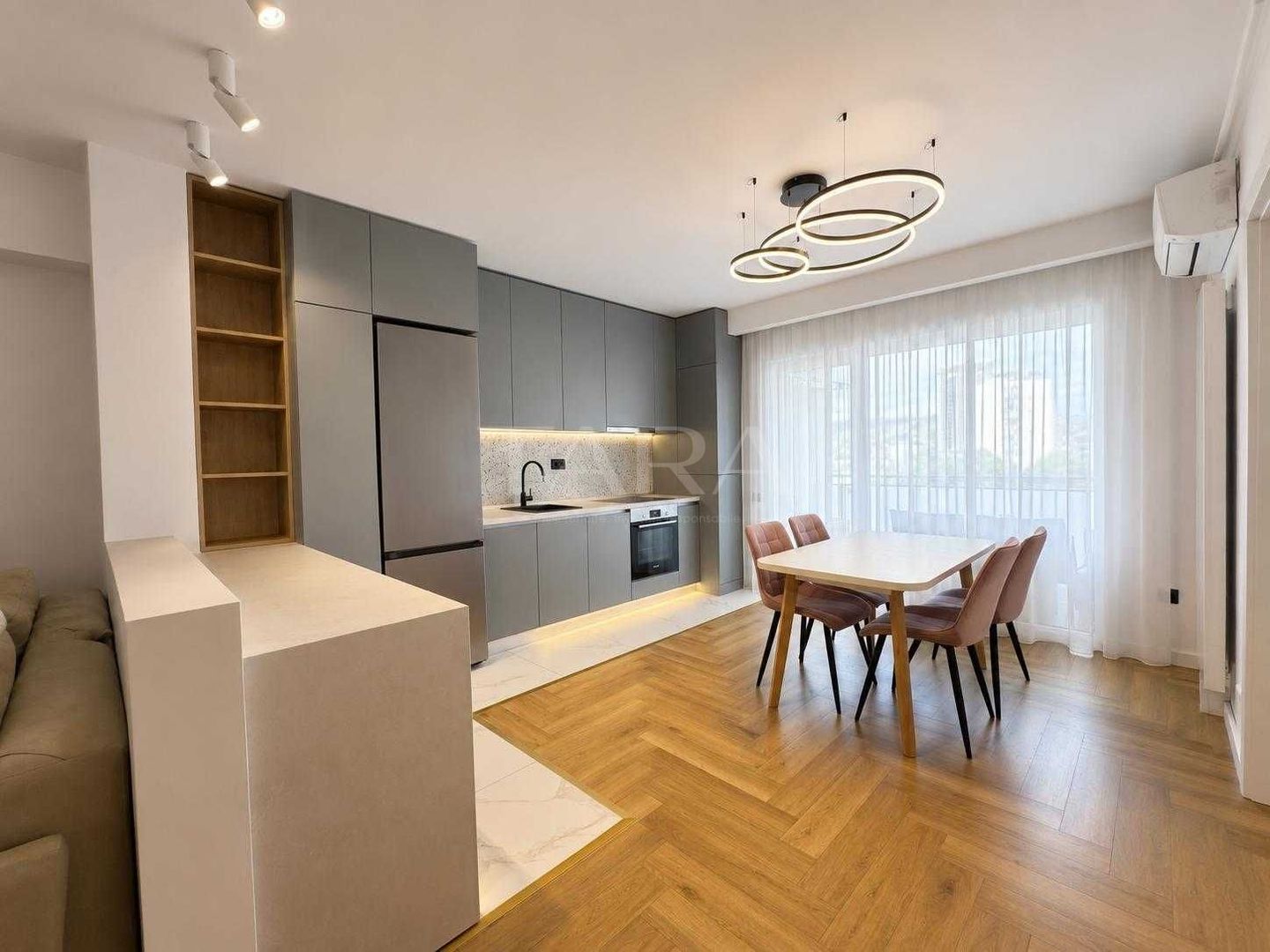 Apartament elegant cu 2 camere, ultrafinisat, Cluj-Napoca. - Poză 2