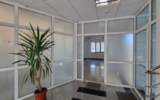 Inchiriere spatiu centru Pitesti, strada Crinului - Poză 1