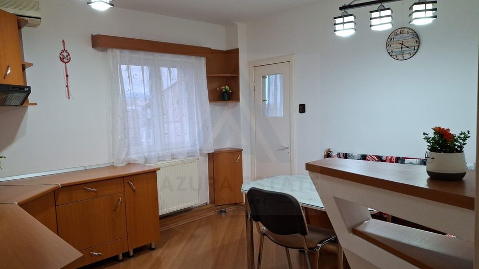 Apartament 4 camere 90 mp utili 2 băi 3 balcoane zona Ultracentrală - Poză 11