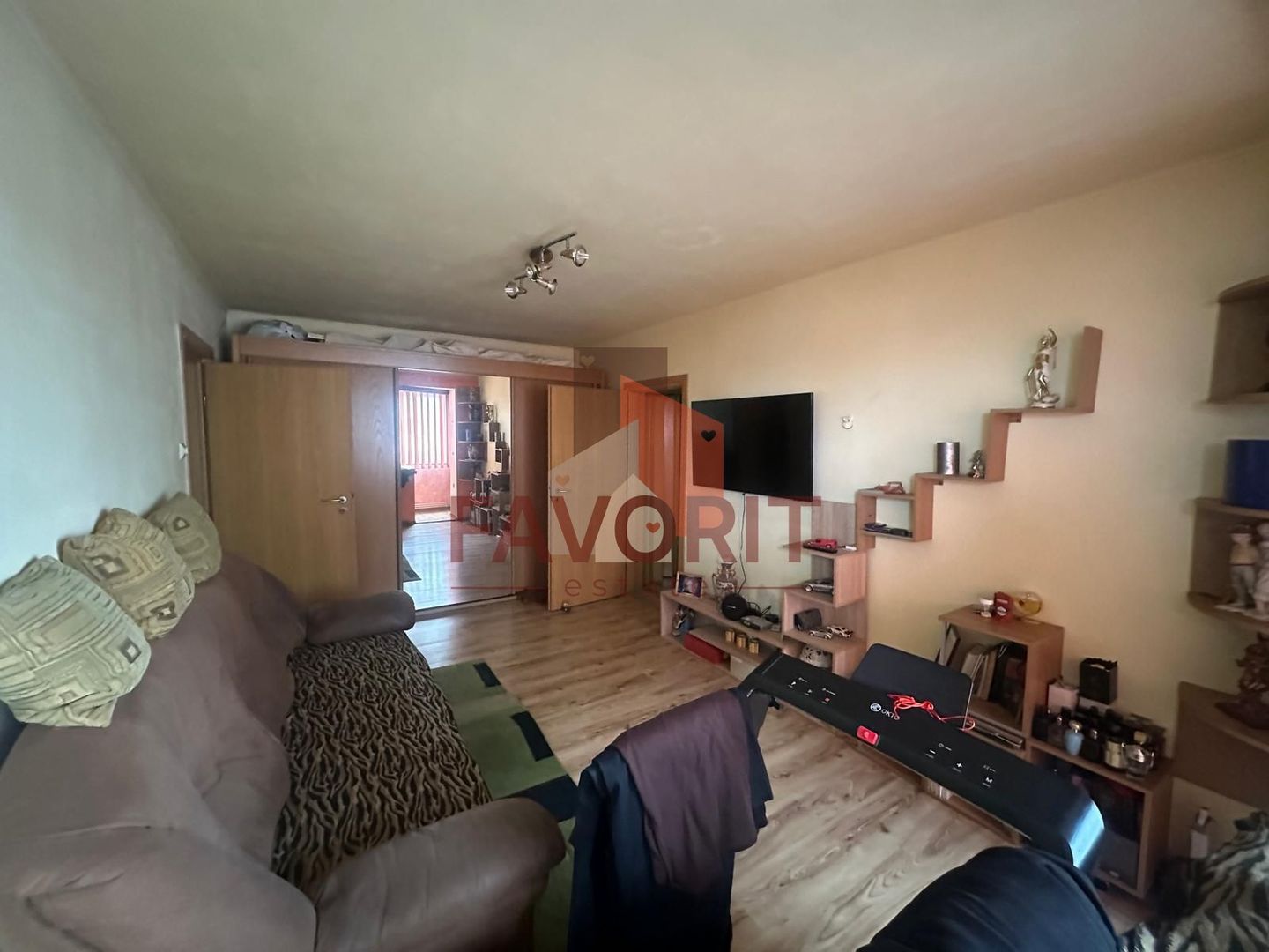 2 camere | centrala proprie | mobilat si utilat | zona excelenta | - Poză 3