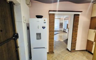 Închiriere Apartament 3 camere, 80 mp, modern, centrală proprie, Mihai Bravu - Poză 6