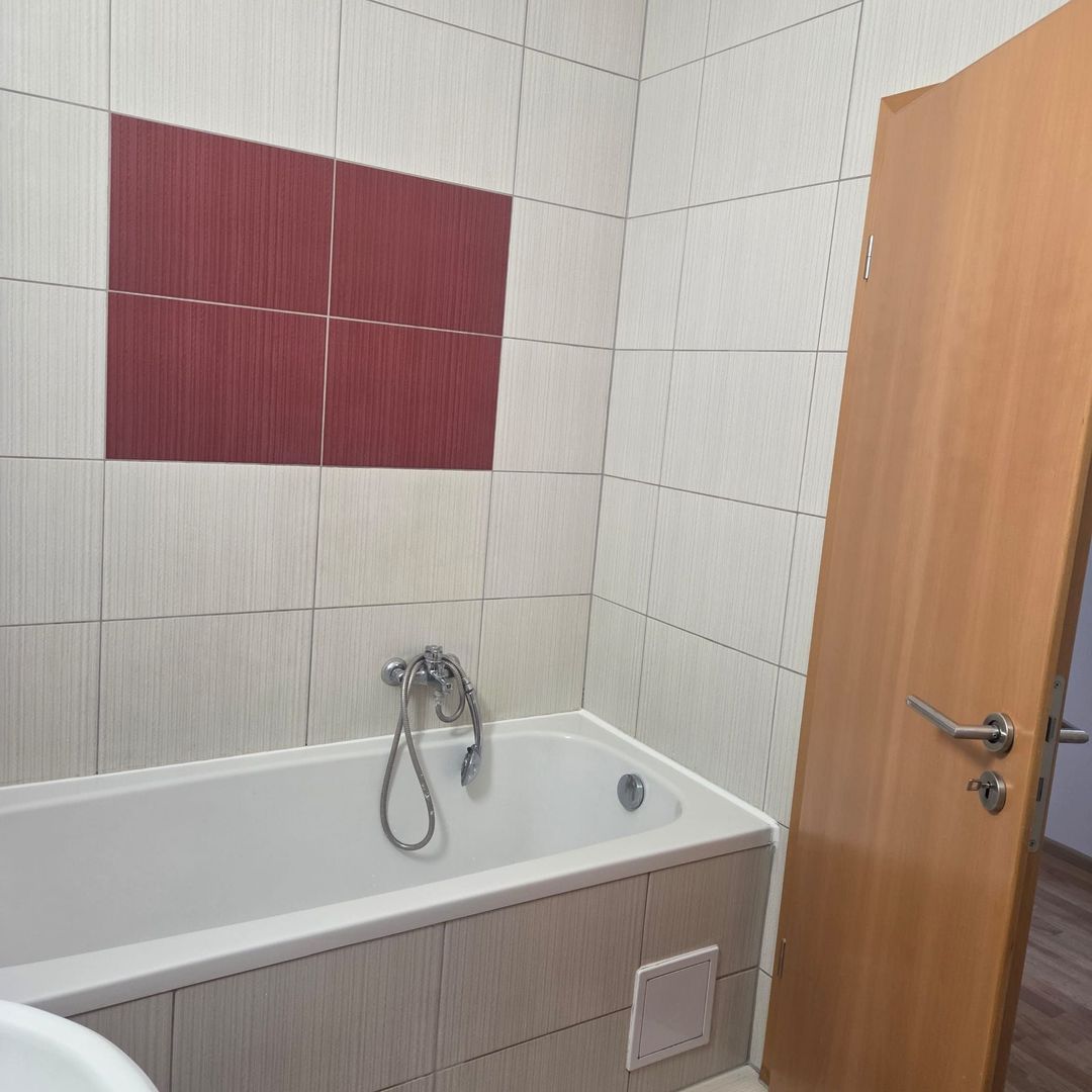 Apartament  2 camera zona Avangarden - Poză 15
