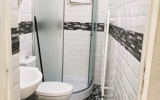 Casa cu 2 camere si curte - zona Mehala COMISION 0 % - Poză 8