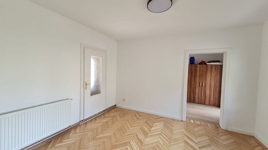 Casa solida în zona Bogdanestilor - Poză 39