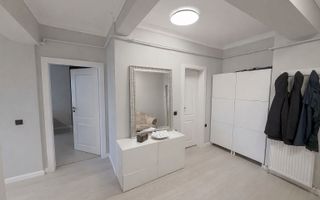 Apartament 3 camere modern | Zona Biblioteca Județeană - Poză 1