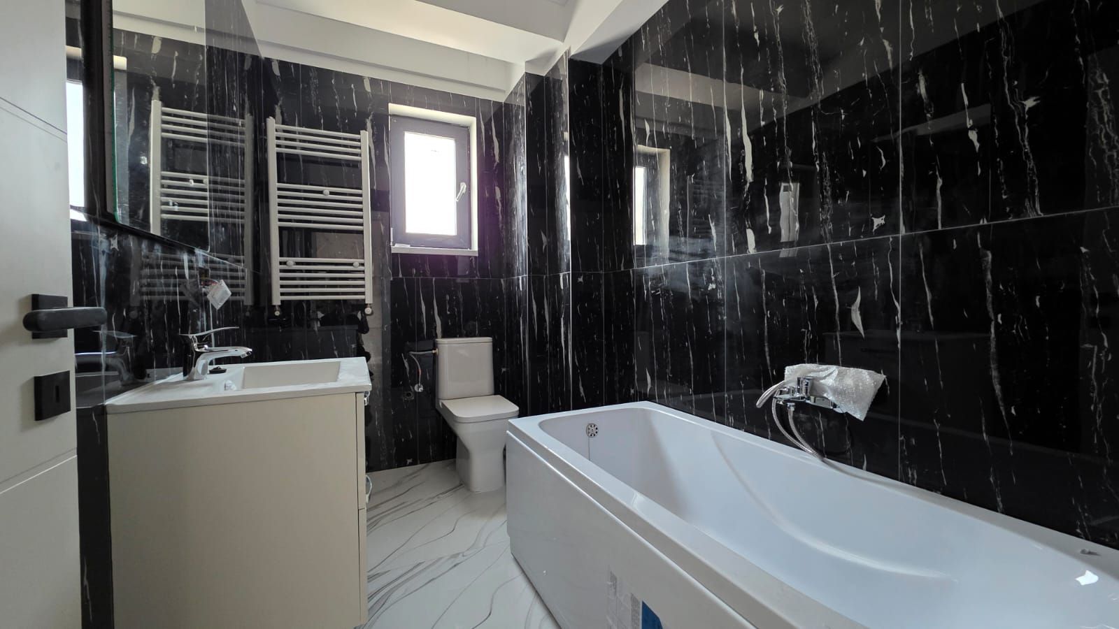 INTABULAT LIBER 2 CAMERE 49 MP BUCIUM VISANI - Poză 9