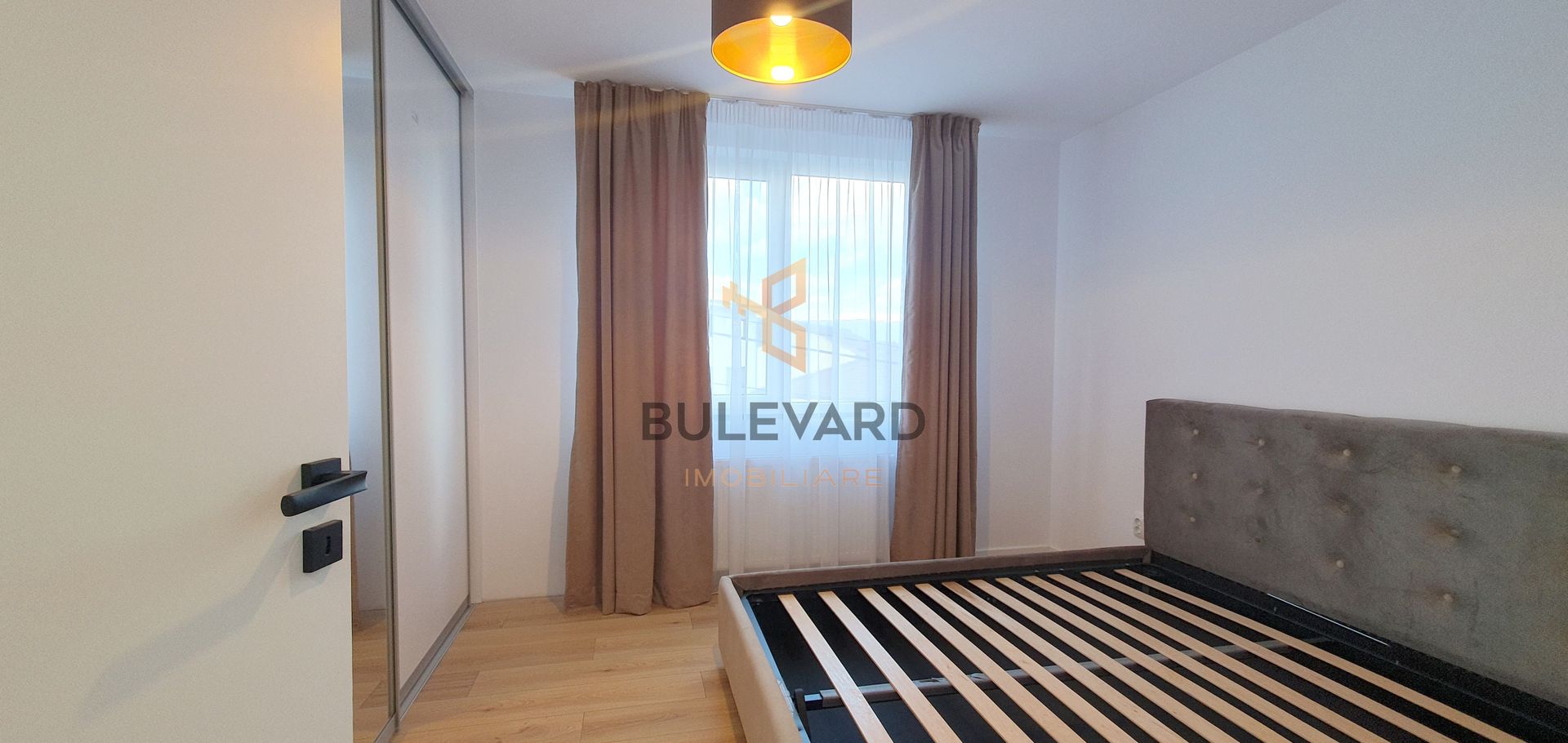 Apartament cu 2 camere+parcare, zona strazii Eroilor! - Poză 3