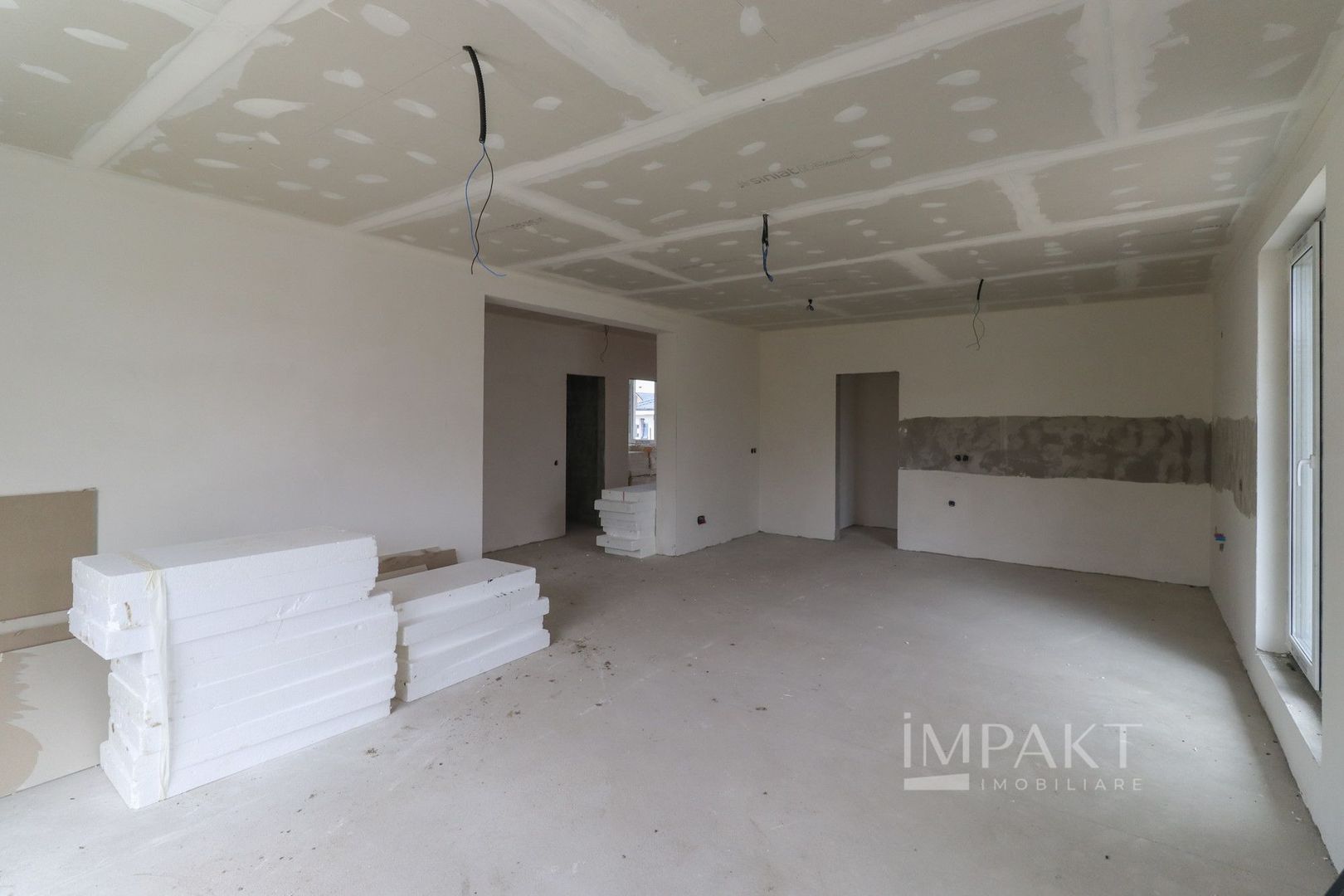 Casa individuala cu design mediteranean,  situata la periferia Cluj-Napoca, în Corusu! - Poză 3