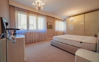 Vilă cu vedere panoramică – Central Brașov - Poză 3