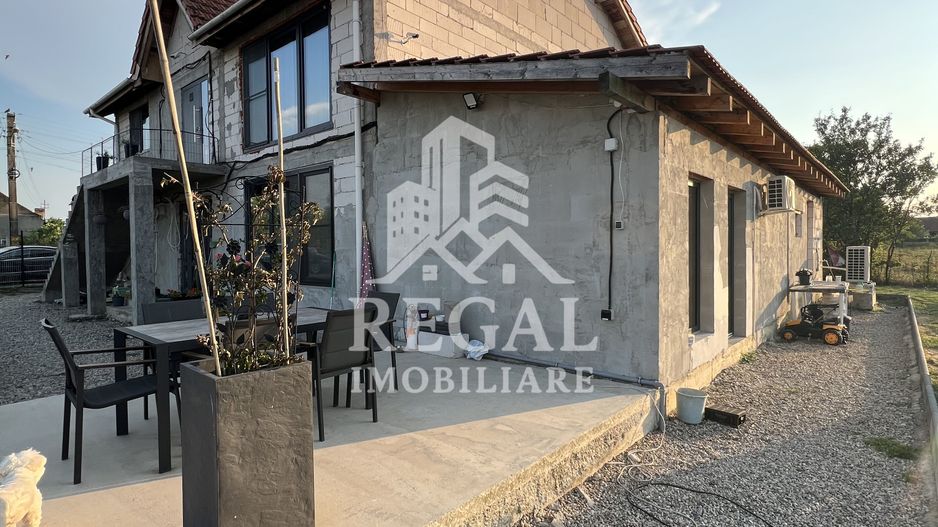 Casă modernă tip duplex, ideală pentru 2 familii – in loc. Strei - Poză 21