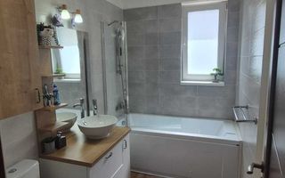 Apartament spațios cu 3 camere, parcare cu CF, zona Terra, Florești. - Poză 6