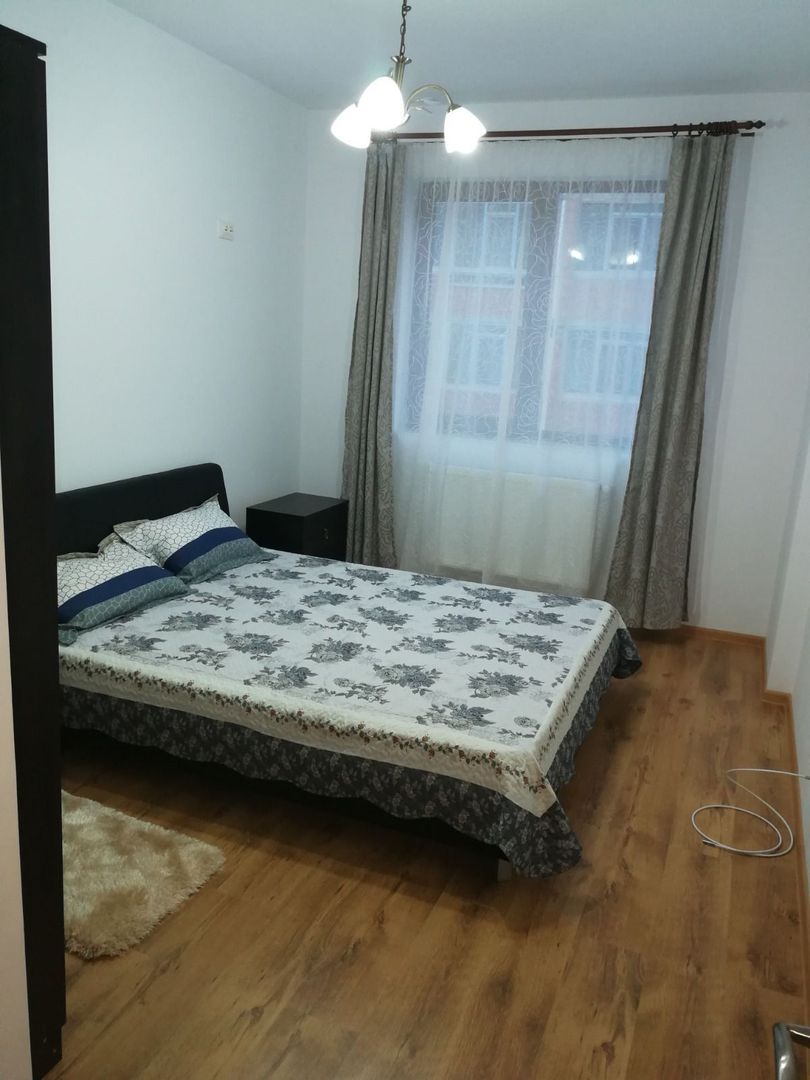 AP. 2 CAMERE DRISTOR, BLOC NOU, CENTRALA TERMICA, BUCATARIE INCHISA - Poză 1