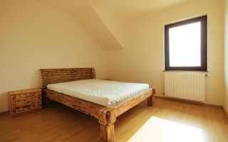 Casă nouă, intrare Stupini - Poză 34
