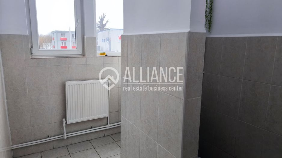 FALEZA NORD cladire multifunctionala 4600 mp cu acces din Bdul Mamaia! - Poză 14