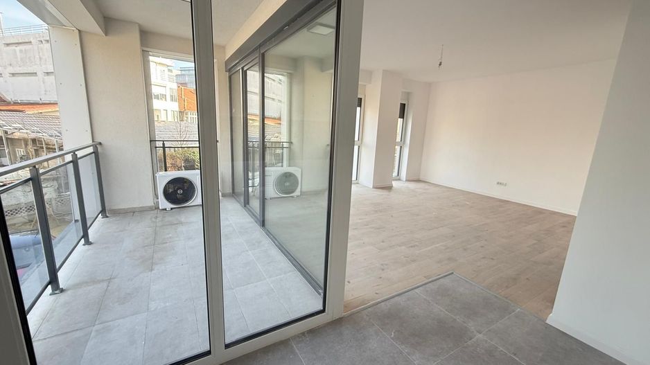 Spatiu birou | Circumvalatiunii - Nord One | Loc de Parcare Inclus - Poză 3