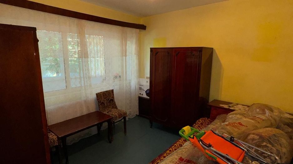 vand apartament 3 camere , zona Splai Mihai Viteazul ,et 1, incalzire - Poză 10