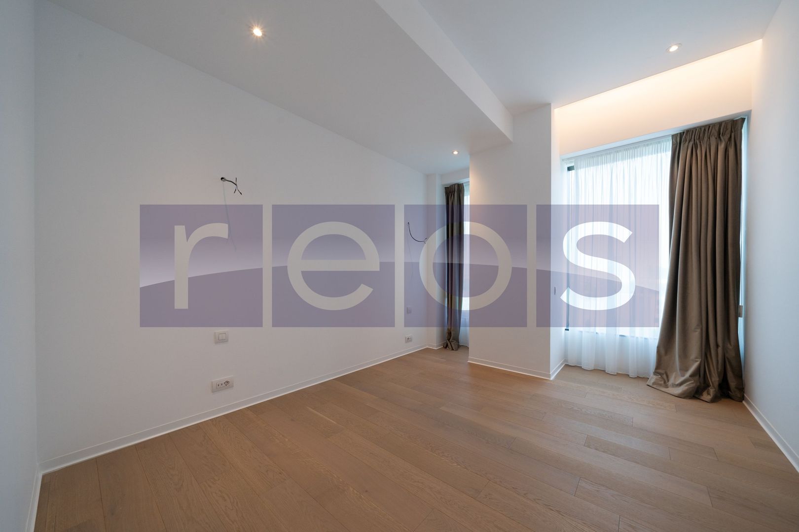 INCHIRIERE 3 CAMERE | ONE ELIADE | MOBILAT SI UTILAT LUX | VEDERE LAC - Poză 11