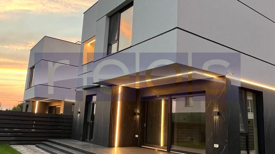 VILA INDIVIDUALA | 300 MP | TUNARI - Poză 5