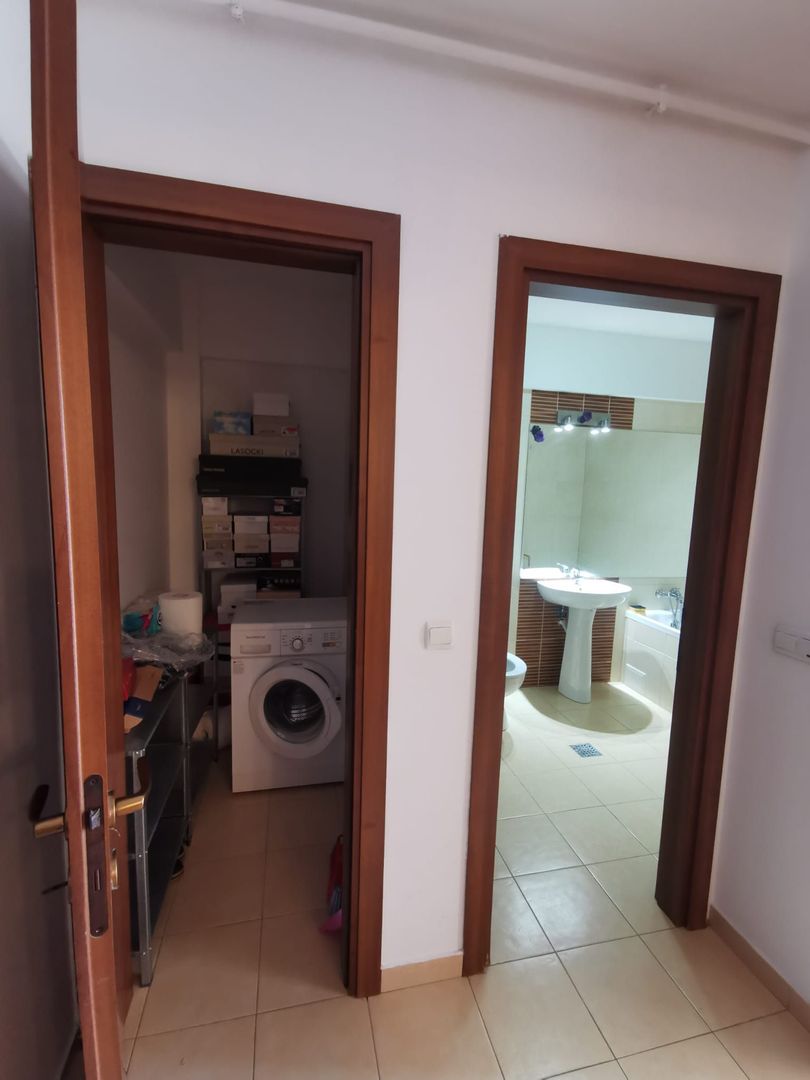 Garsoniera spatioasa mobilata si utilata - Poză 6