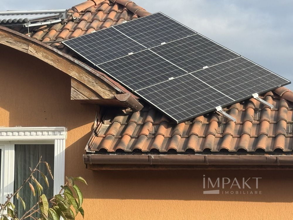 De închiriat – Vilă premium cu panouri fotovoltaice, grădină și garaj - Poză 2