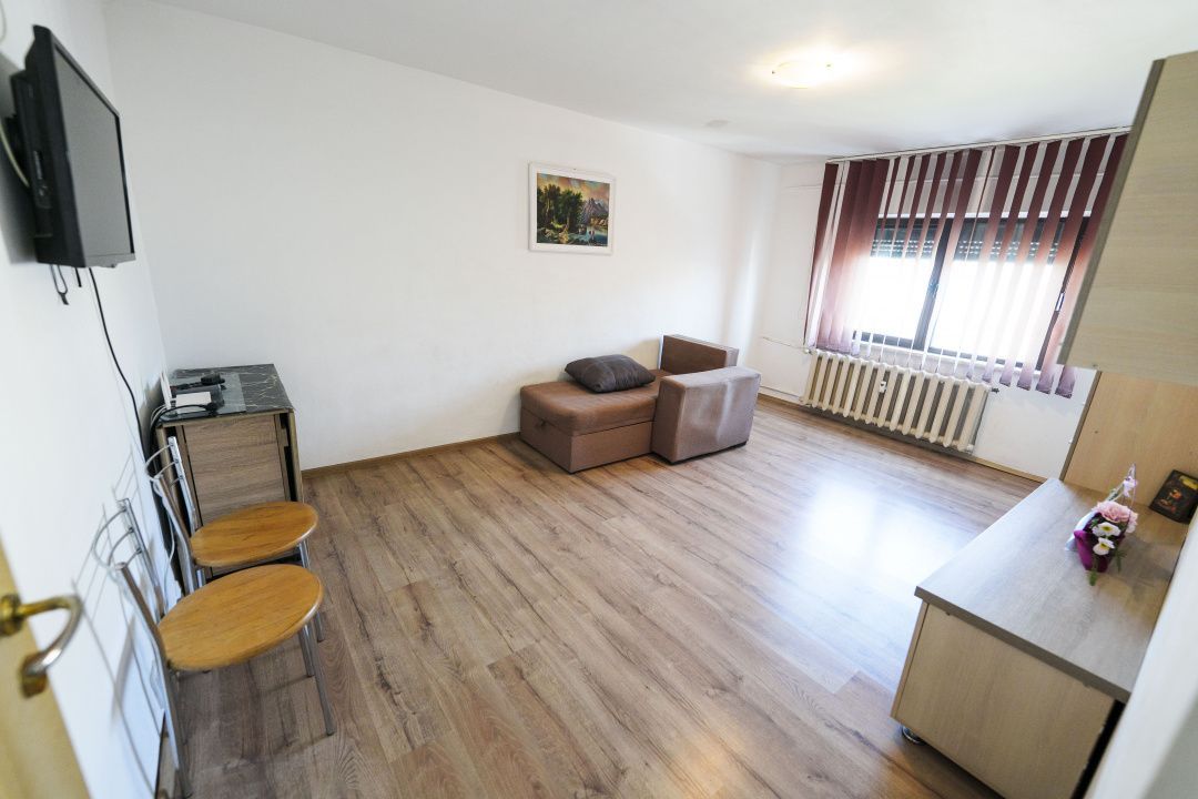 Apartament primitor 2 camere, ideal locuinta sau investitie, Rovine-langa Penny - Poză 5
