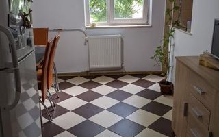 Apartament modernizat de 3 camere - locatie ultra-centrala - Poză 7