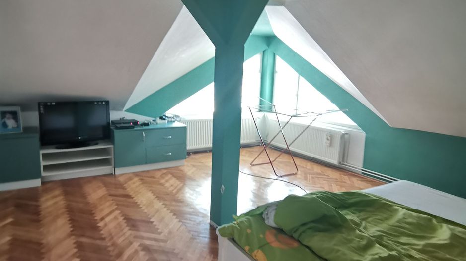 O proprietate Multiple Posibilități VANZARE sau INCHIRIERE - Poză 28