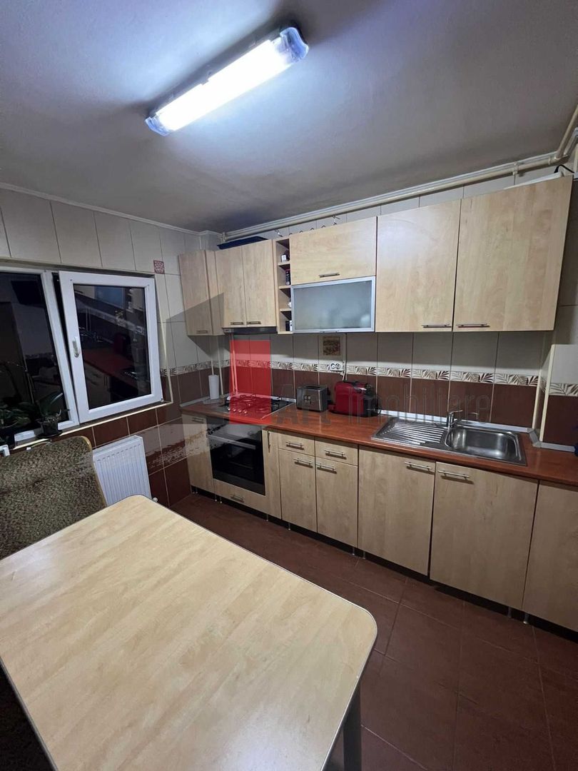 Apartament 3 camere Gorjului - Poză 1