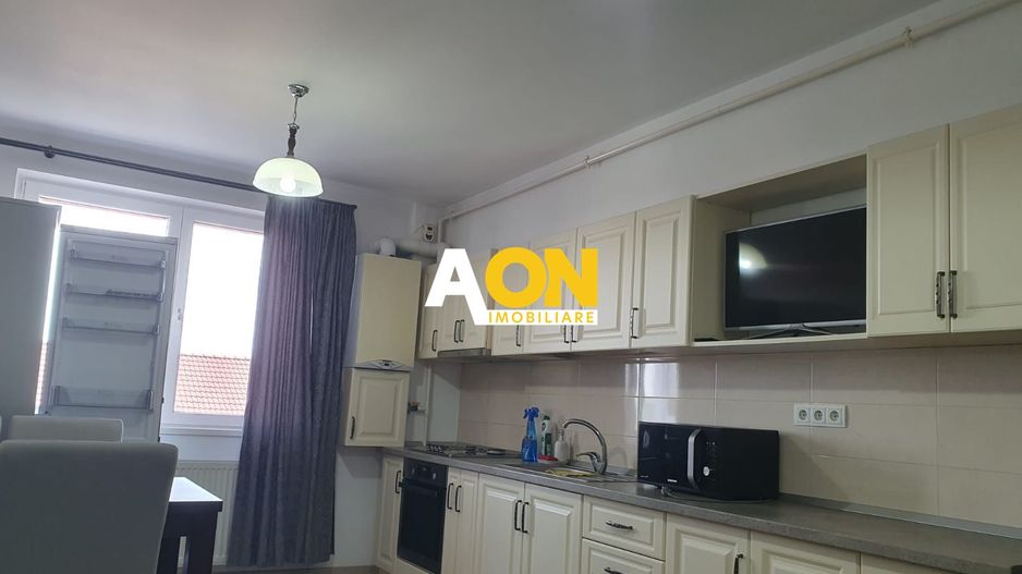 Apartament 3 Camere, Bloc Nou, Zona Cetate - Poză 1