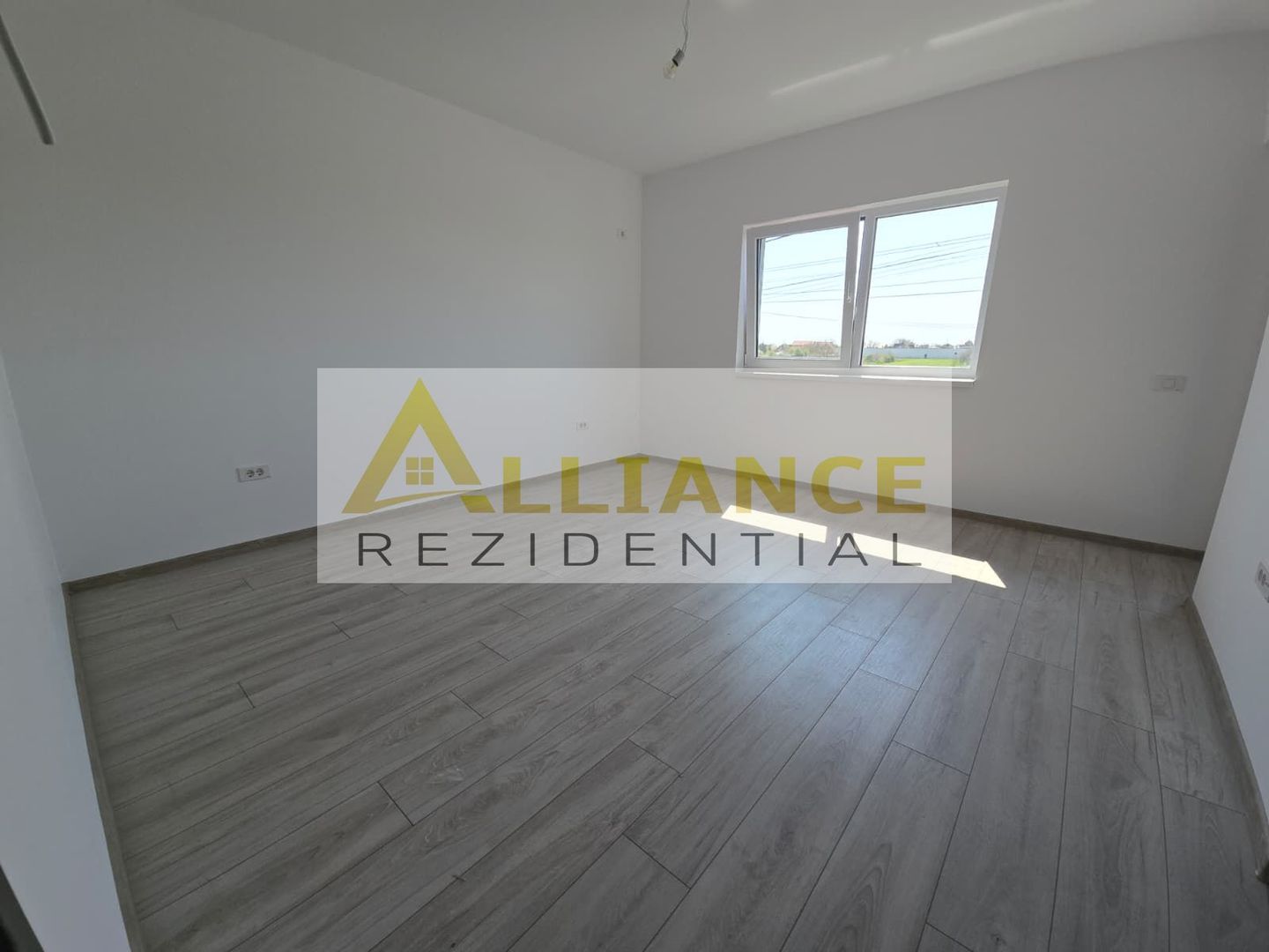 Vila 5 Camere | La 100 m de Blv. - Poză 14