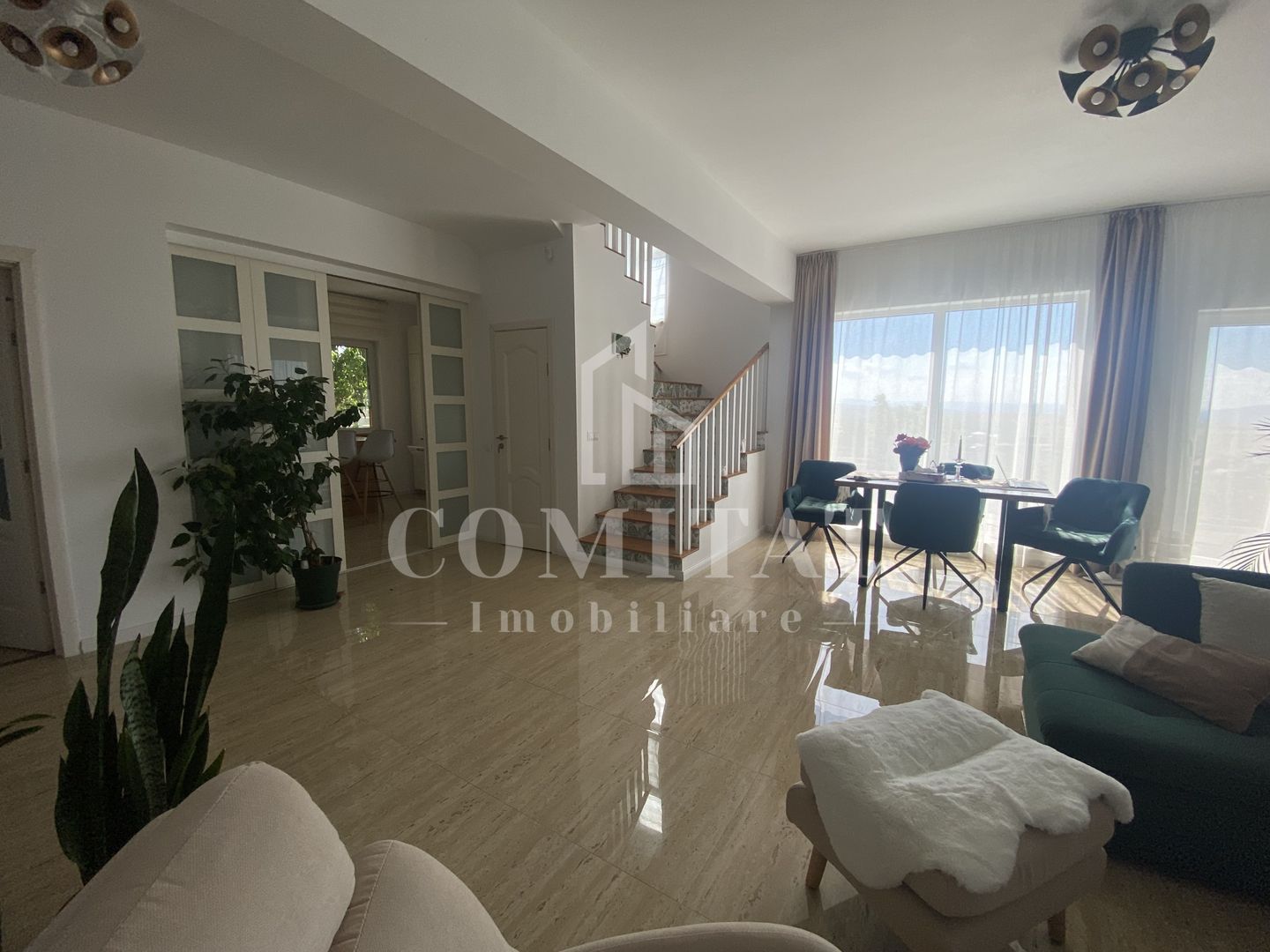 Casa individuală dispusă pe 2 niveluri | La cheie | Dezmir - Poză 4