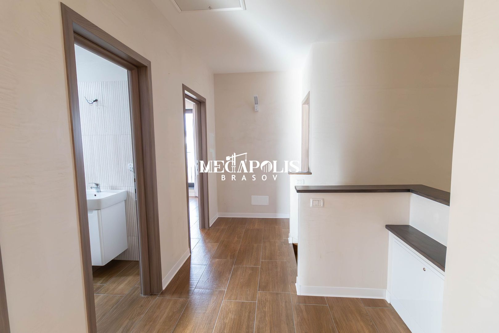 Duplex modern – 5 camere + garaj - Poză 19