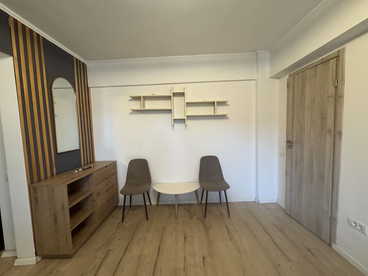 3 camere| ION MIHALACHE - Poză 4